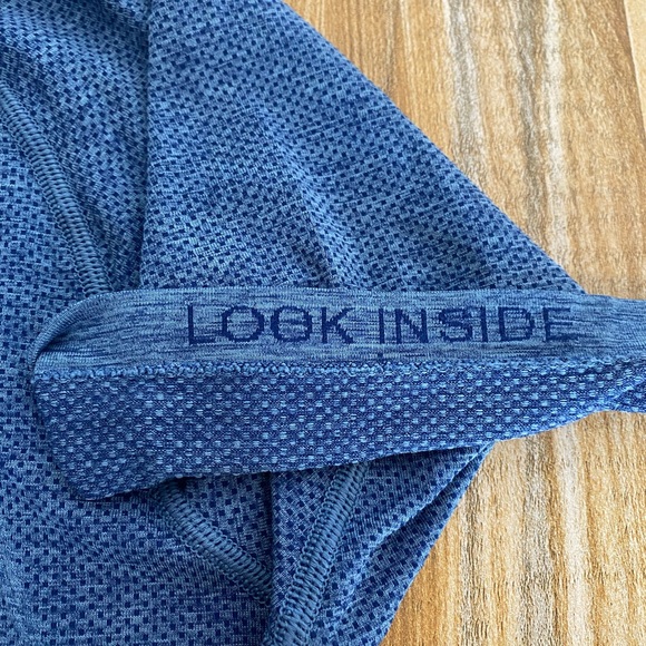 Lululemon Metal Vent Tech Short Sleeve Polo Shirt Men’s Size S Blue EUC - Picture 8 of 12